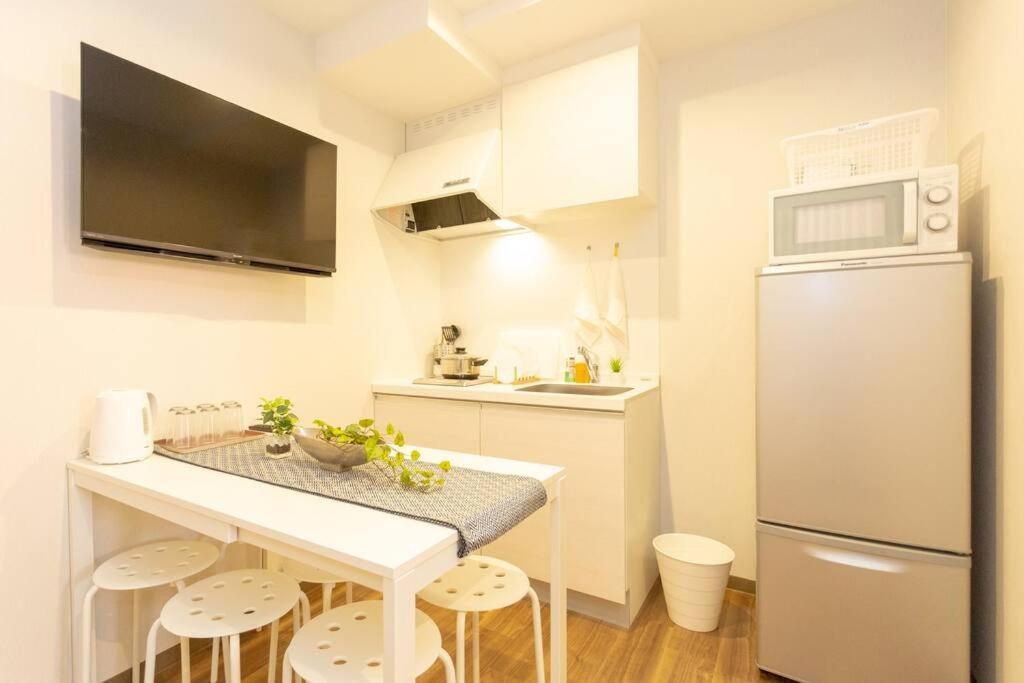 Apartment 楽宿黒門市場201 Osaka
